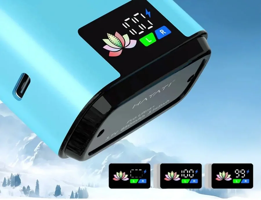 Hayati smart display showing battery and the live side
